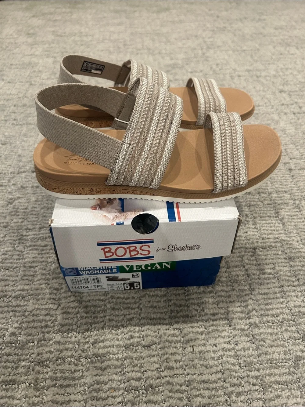 Skechers Women's Bobs Desert Kiss Low - Breezy Stripe Tan 6.5